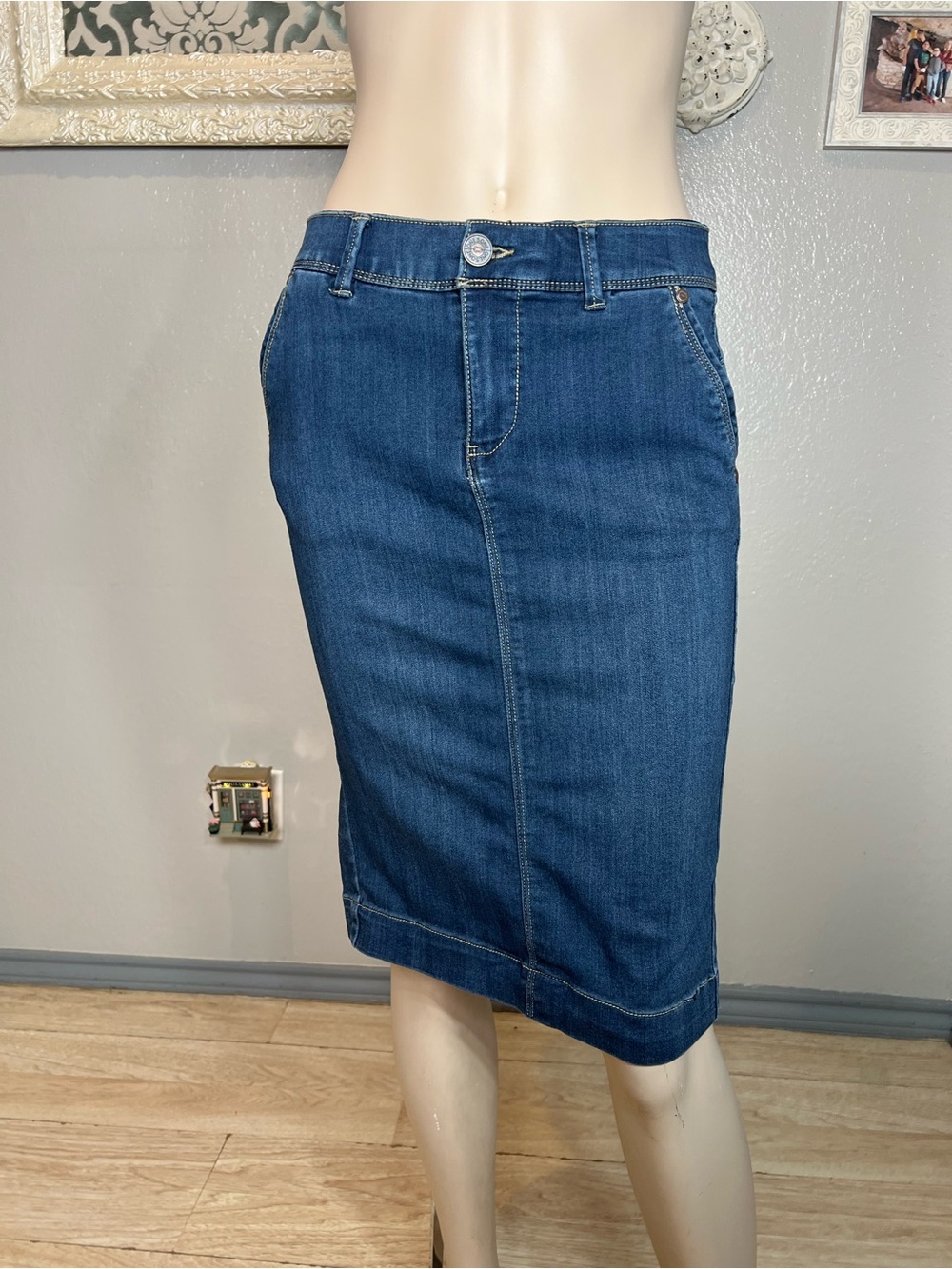 Classic Blue Denim Pencil Skirt - Women's